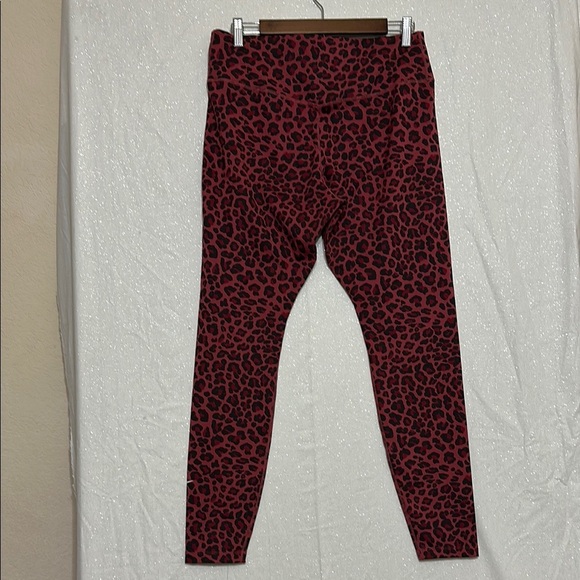 Nike Glitter Red and Black Leggings with Leopard Detail. Size Large - Picture 2 of 6